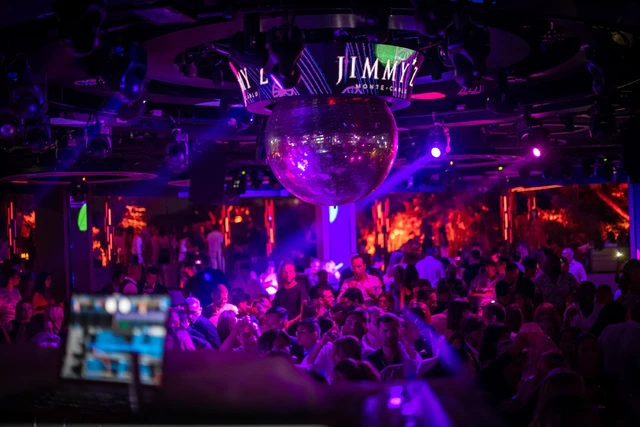 The Best Nightlife Experiences in Monaco for Every Budget